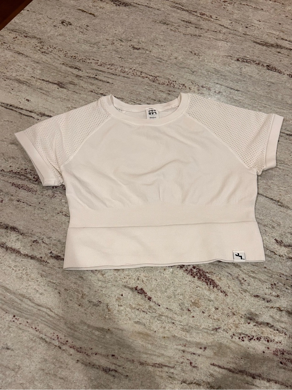 JoyLab Cream Short Sleeve Mesh Crop Top